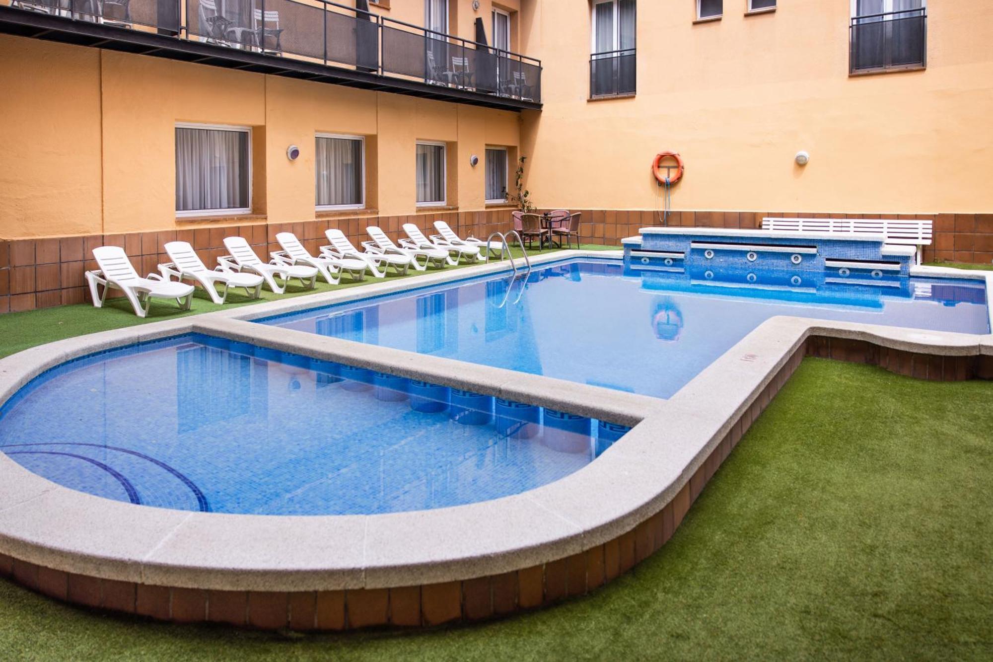 Rvhotels Mar De Tossa Tossa de Mar Exterior photo