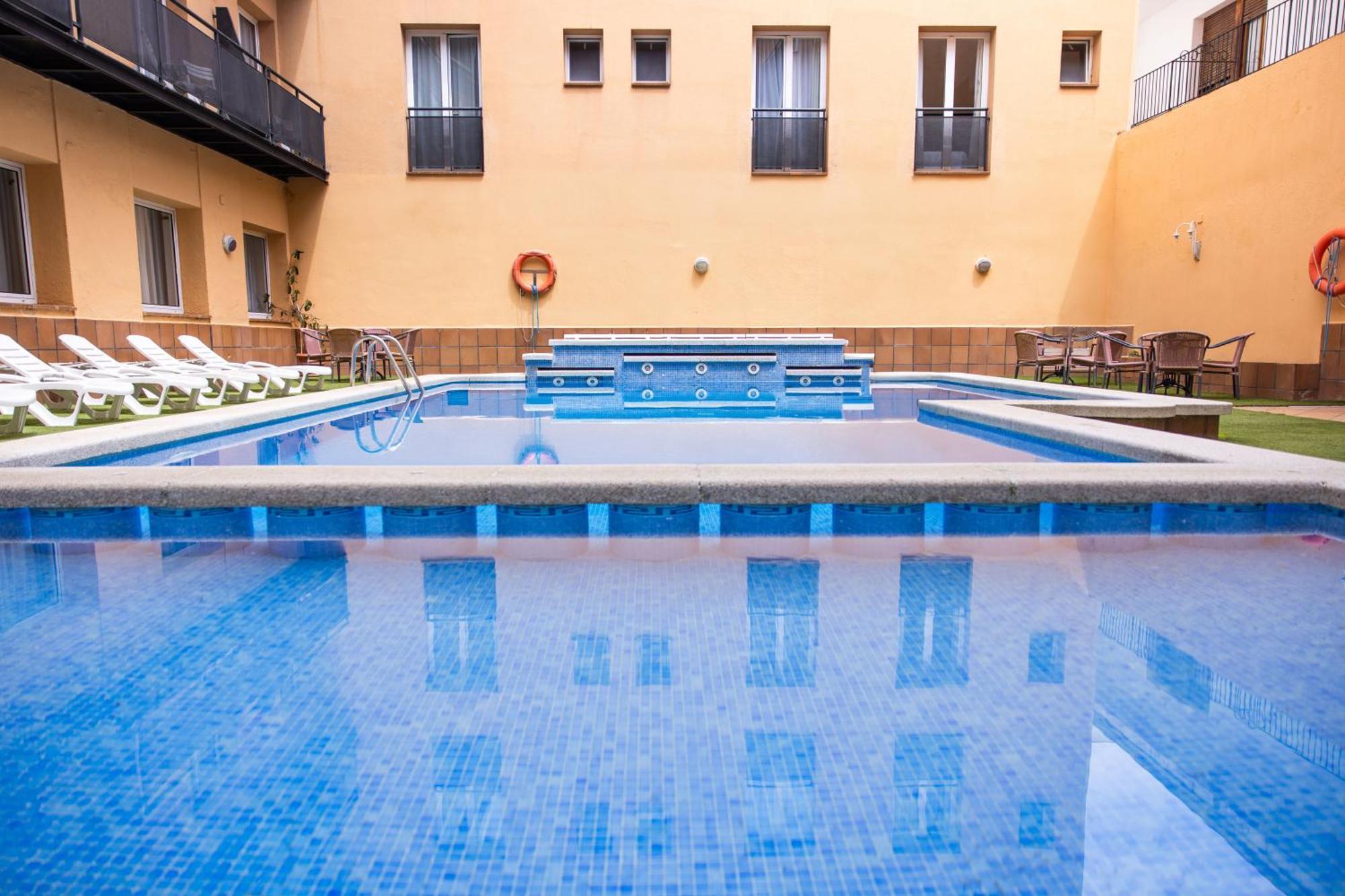 Rvhotels Mar De Tossa Tossa de Mar Exterior photo